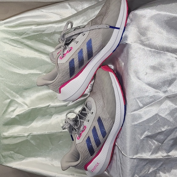 Adidas Big Girls Multicolor Sneakers Size 6 1/2 - Picture 8 of 10